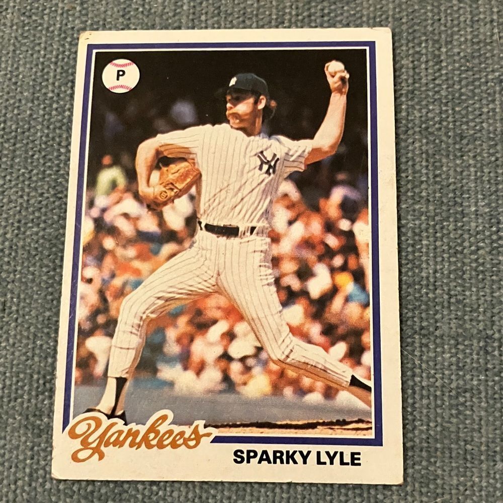1978 Topps New York Yankees Baseball Card Trading Card - Picture 1 of 2